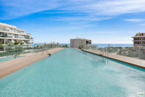 Apollo - Luxury, Pool, Gym & Beach